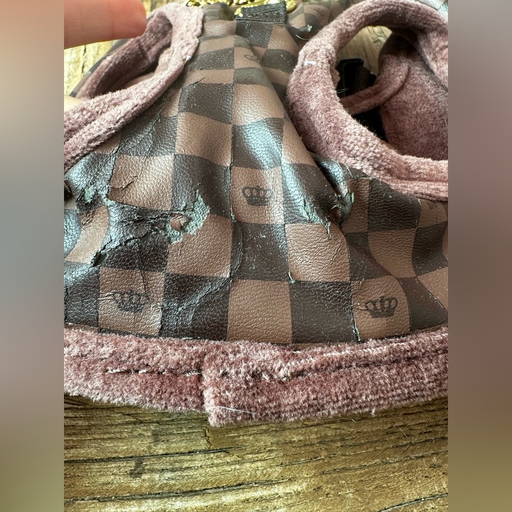 Brown Checkered Dog Harness with Crown Logo - Picture 5 of 6